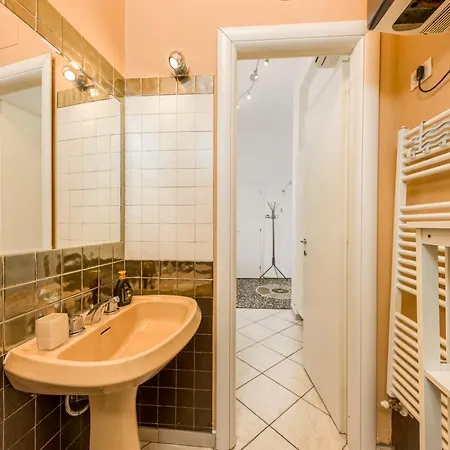 Apartment Casaviva - Bilocale A Genova San Bernardo Genoa
